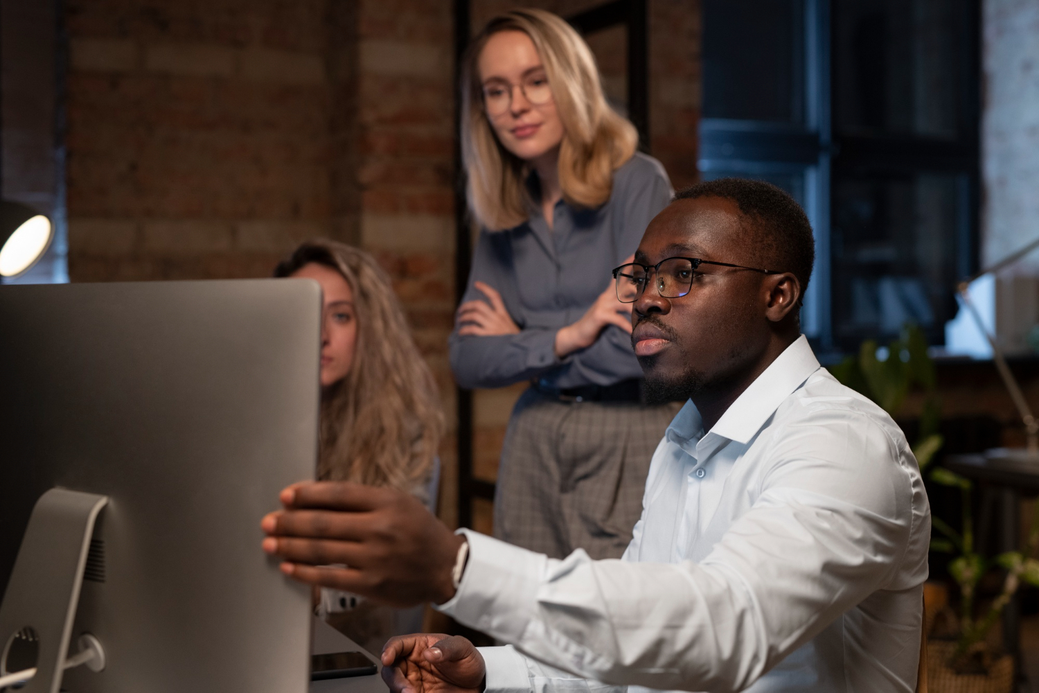 people-working-office (1)